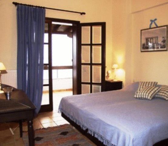 Sea Front Apartment Milina Exterior photo